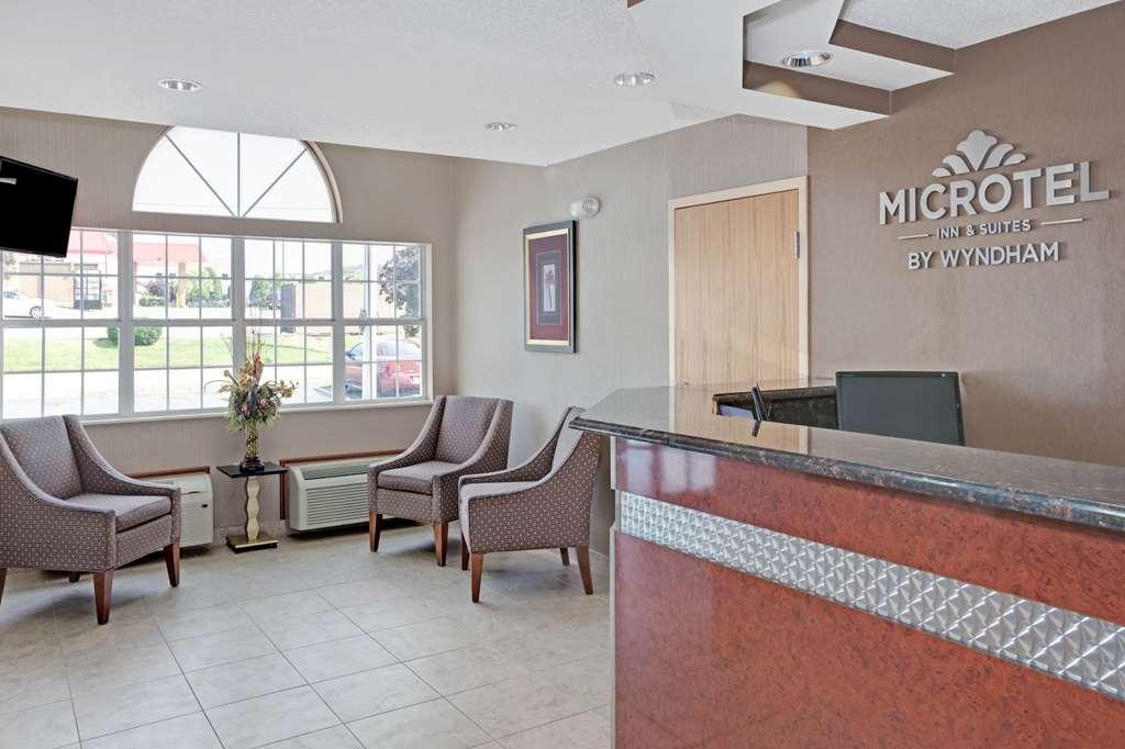 Microtel Inn & Suites By Wyndham Charleston Ngoại thất bức ảnh